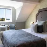 Hotel Eccles And 4*