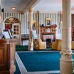 Hotel Eccles And 4*