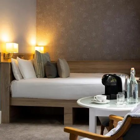 Eccles And 4* Glengarriff