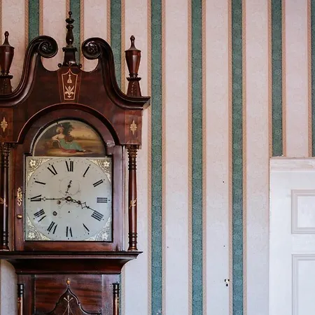 מלון Eccles And 4*