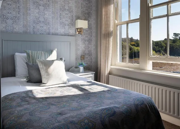 Eccles And 4* Glengarriff